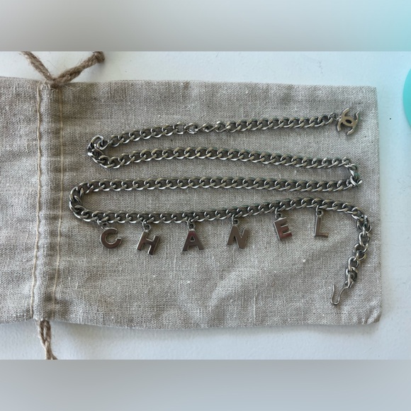 CHANEL SILVER TONE CHAIN LOGO BELT - Picture 5 of 9